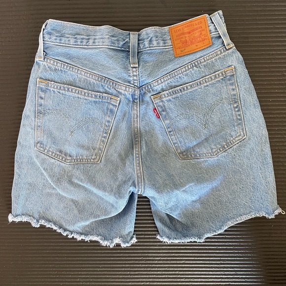Levi’s 501 denim shorts - Picture 2 of 3